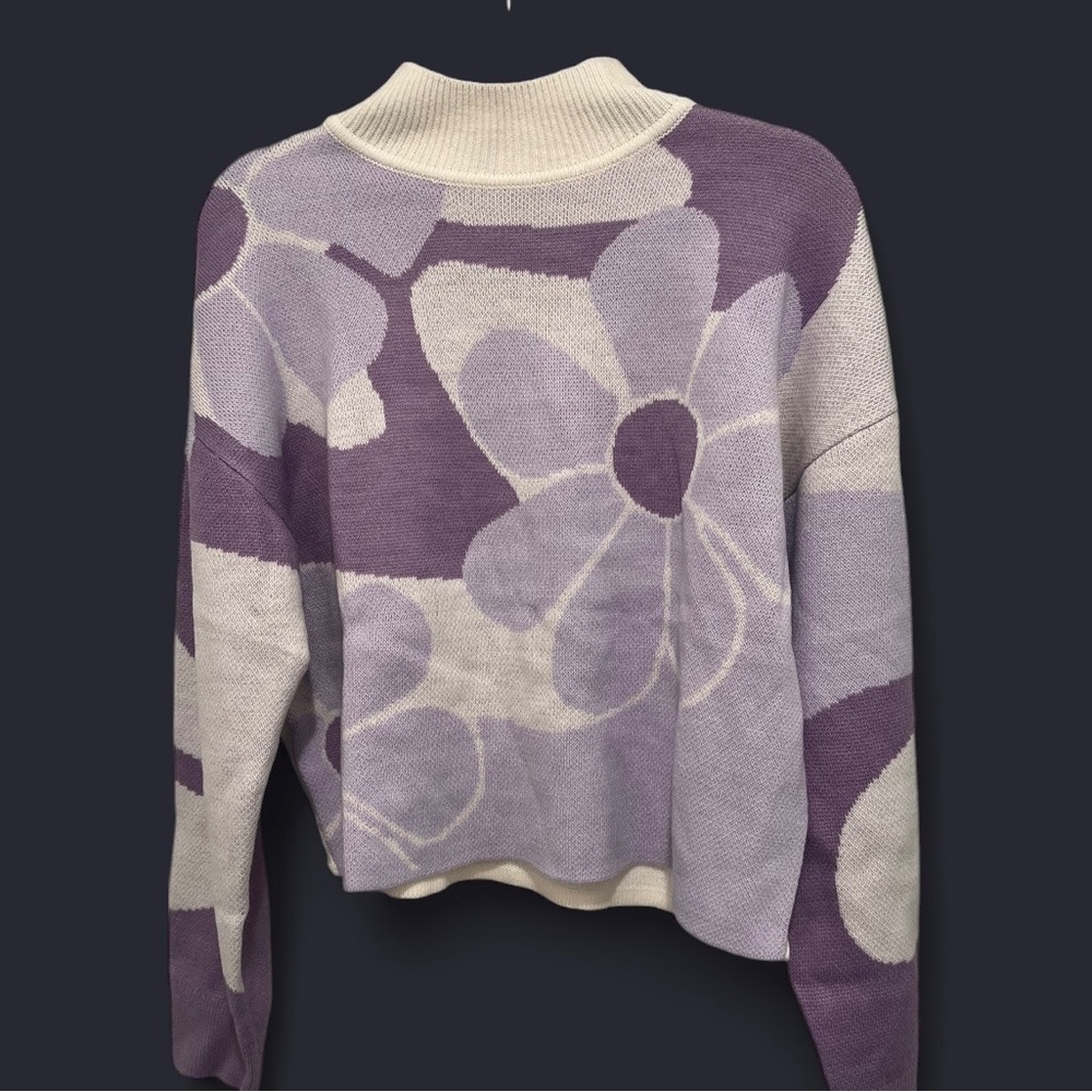 H&M Divided Floral Purple and Cream Women's Sweater